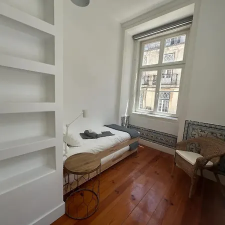 Bed & Breakfast Pensao Neves *